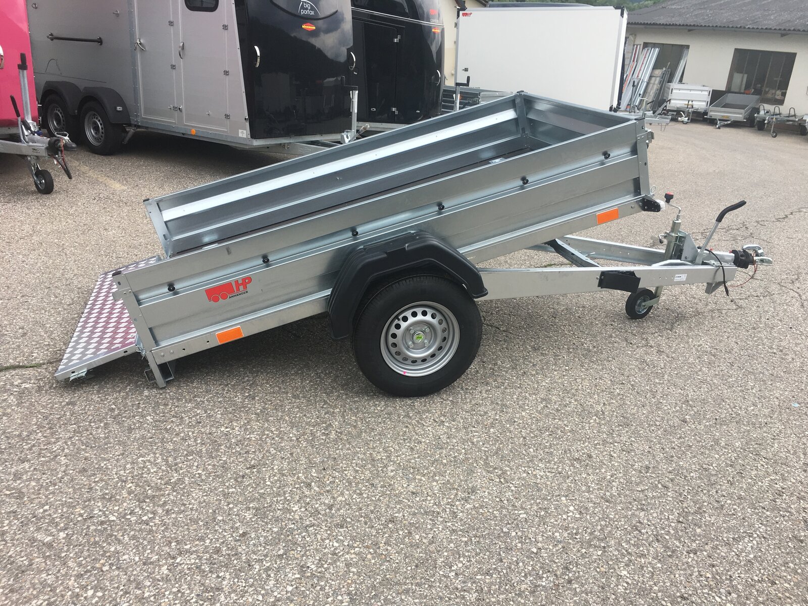 PKW-Anhänger, Autoanhänger HP 2313 GKA, 2350 x 1330 x 350 mm, 1300 kg gebremst