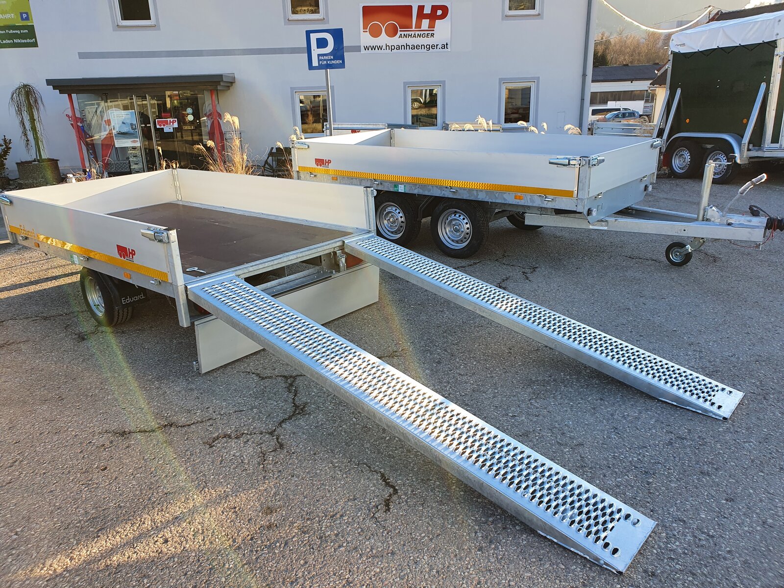 PKW-Anhänger, Autoanhänger Hochlader EDUARD 2615 G, 2560 x 1500 x 300 mm, 1350 kg GG einachs